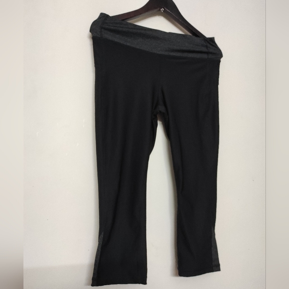 3/4th Calf Length Tights - Picture 5 of 13